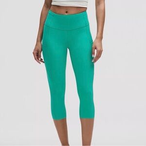 Lululemon Athletica Turquoise Capris